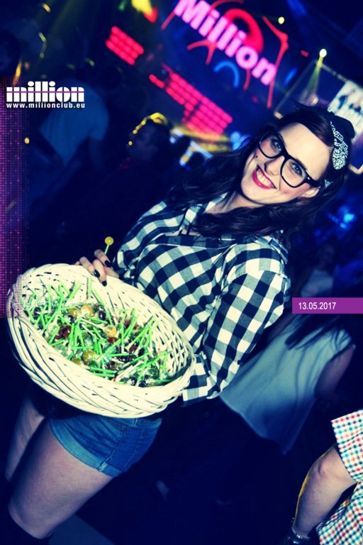 Sobotnia impreza w klubie Million