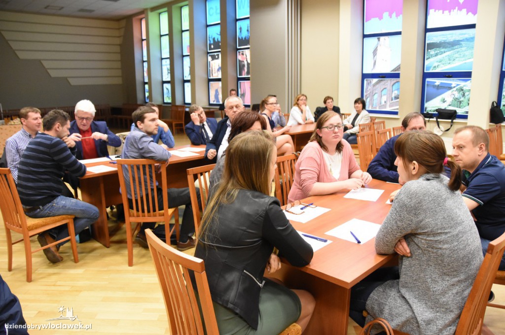 Warsztaty na temat dworca we Włocławku