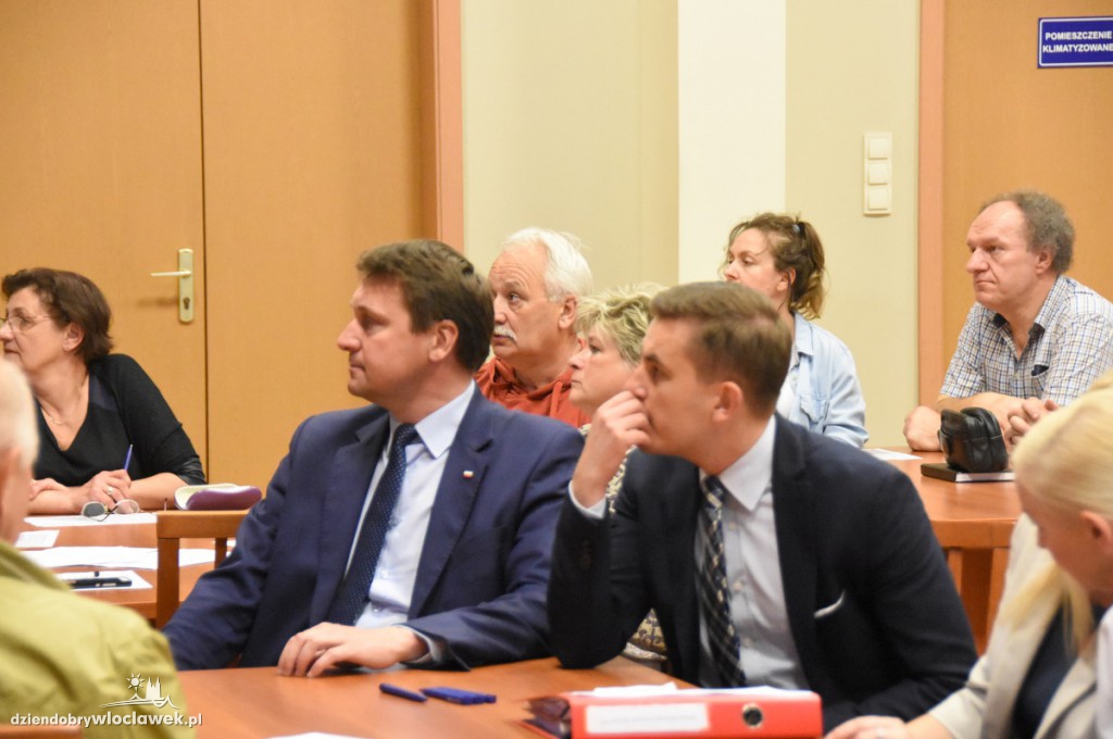 Warsztaty na temat dworca we Włocławku