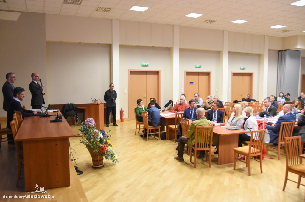 Warsztaty na temat dworca we Włocławku