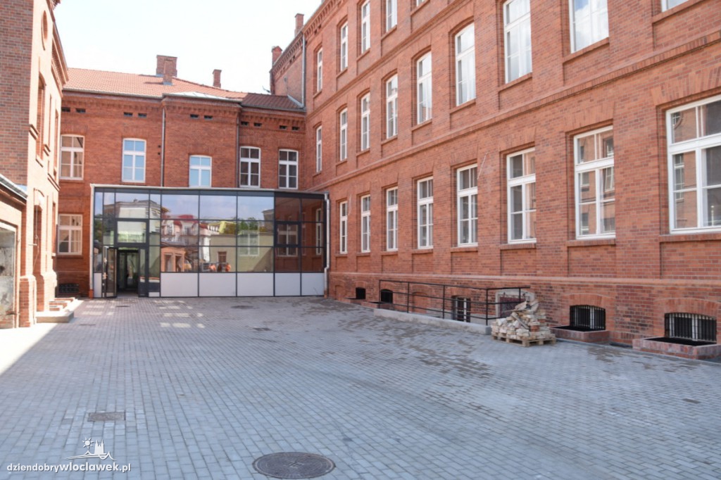 Jak przebiega remont LZK?