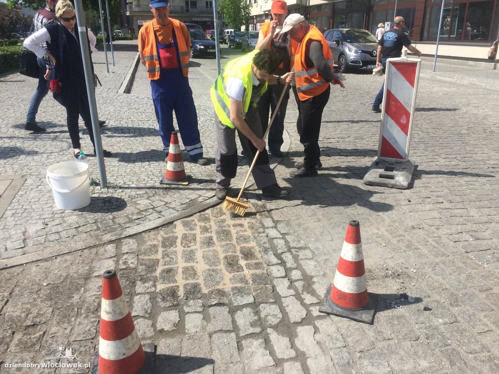 Naprawa kostki na Zielonym Rynku