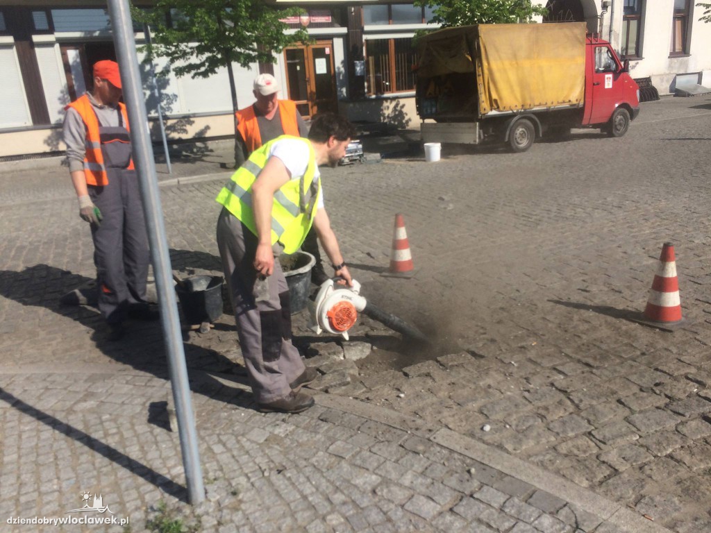 Naprawa kostki na Zielonym Rynku