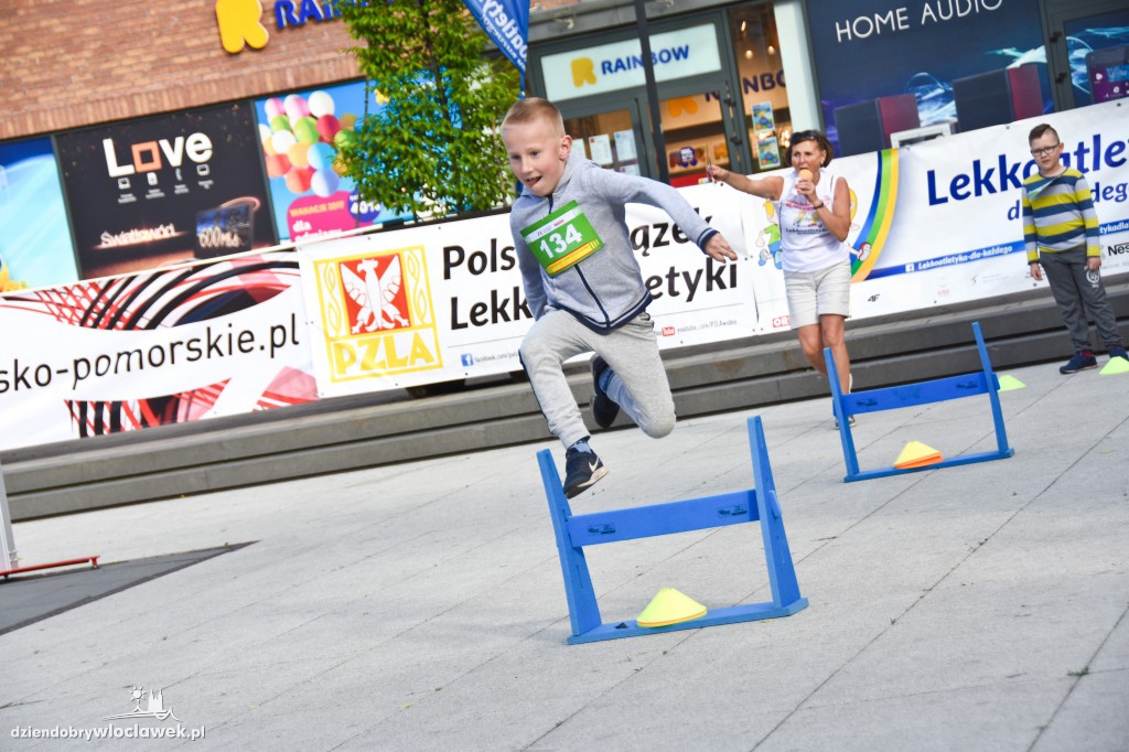 Gwiazdy sportu na pikniku w CH Wzorcownia