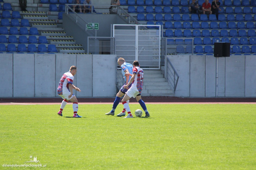 Lider wygrał ze Spartą Janowiec