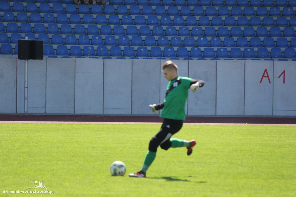 Lider wygrał ze Spartą Janowiec