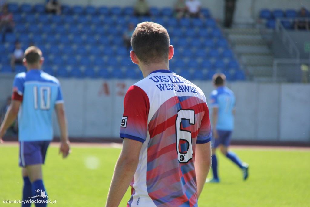 Lider wygrał ze Spartą Janowiec