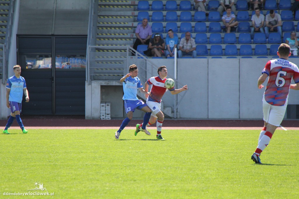Lider wygrał ze Spartą Janowiec