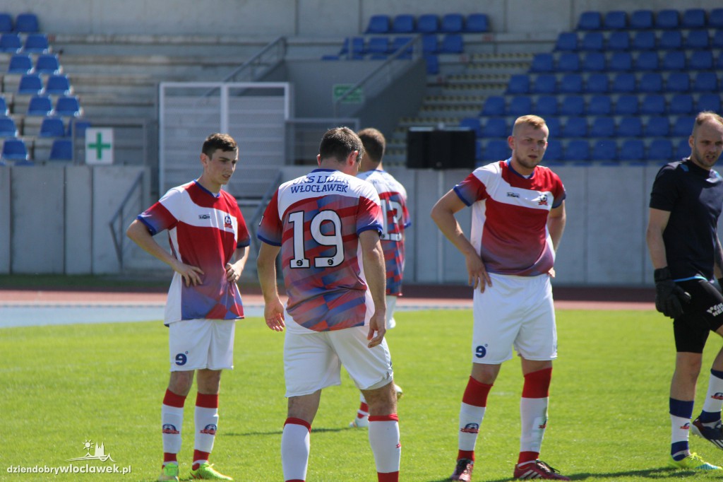 Lider wygrał ze Spartą Janowiec