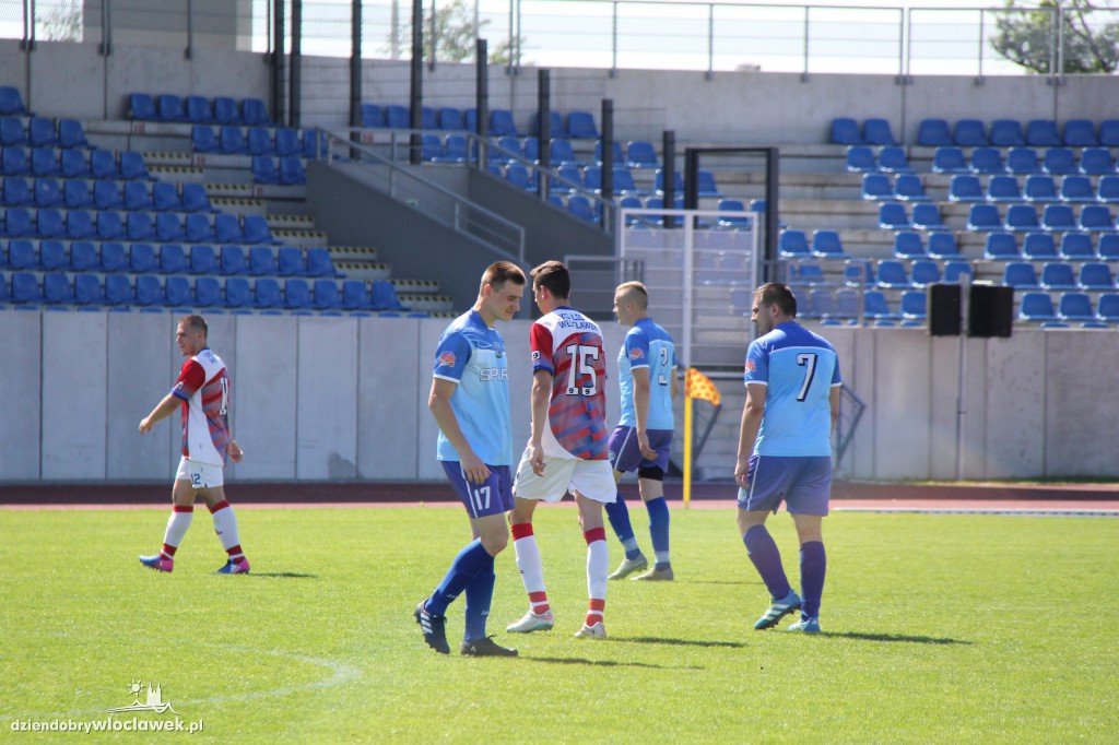 Lider wygrał ze Spartą Janowiec