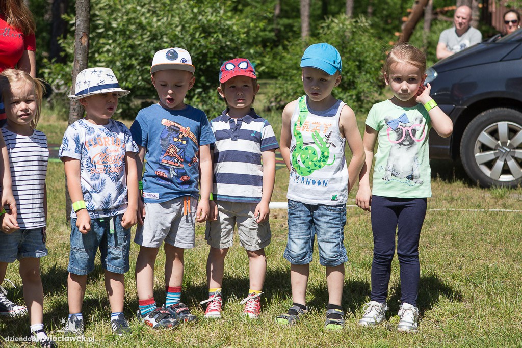 Piknik z okazji dnia mamy, taty i dziecka