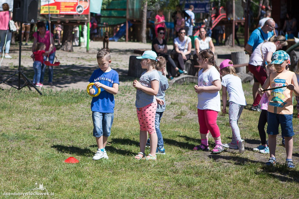 Piknik z okazji dnia mamy, taty i dziecka