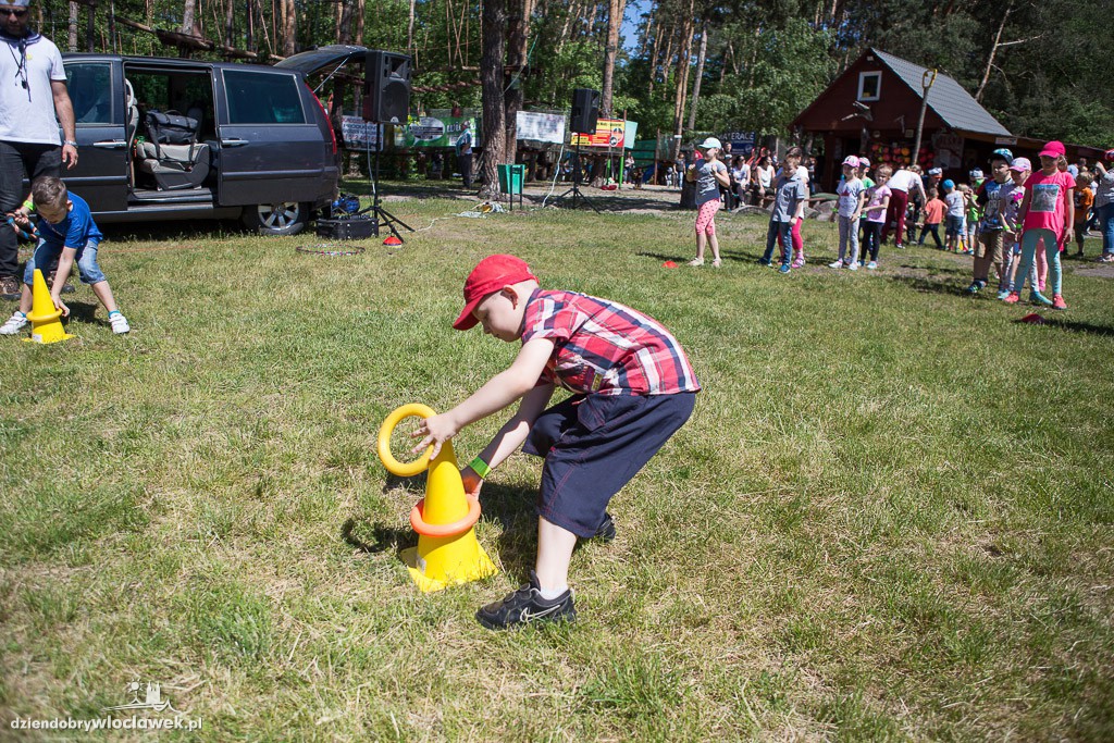 Piknik z okazji dnia mamy, taty i dziecka