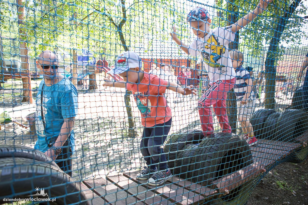 Piknik z okazji dnia mamy, taty i dziecka
