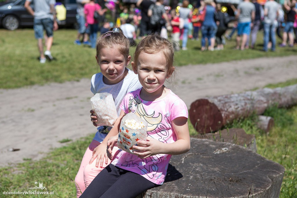 Piknik z okazji dnia mamy, taty i dziecka