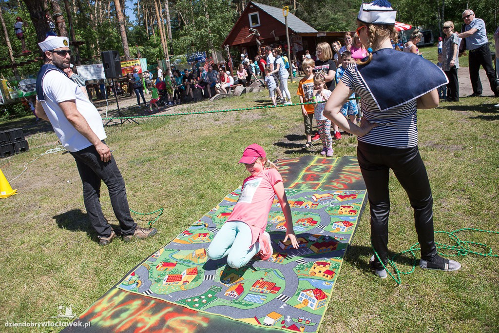 Piknik z okazji dnia mamy, taty i dziecka