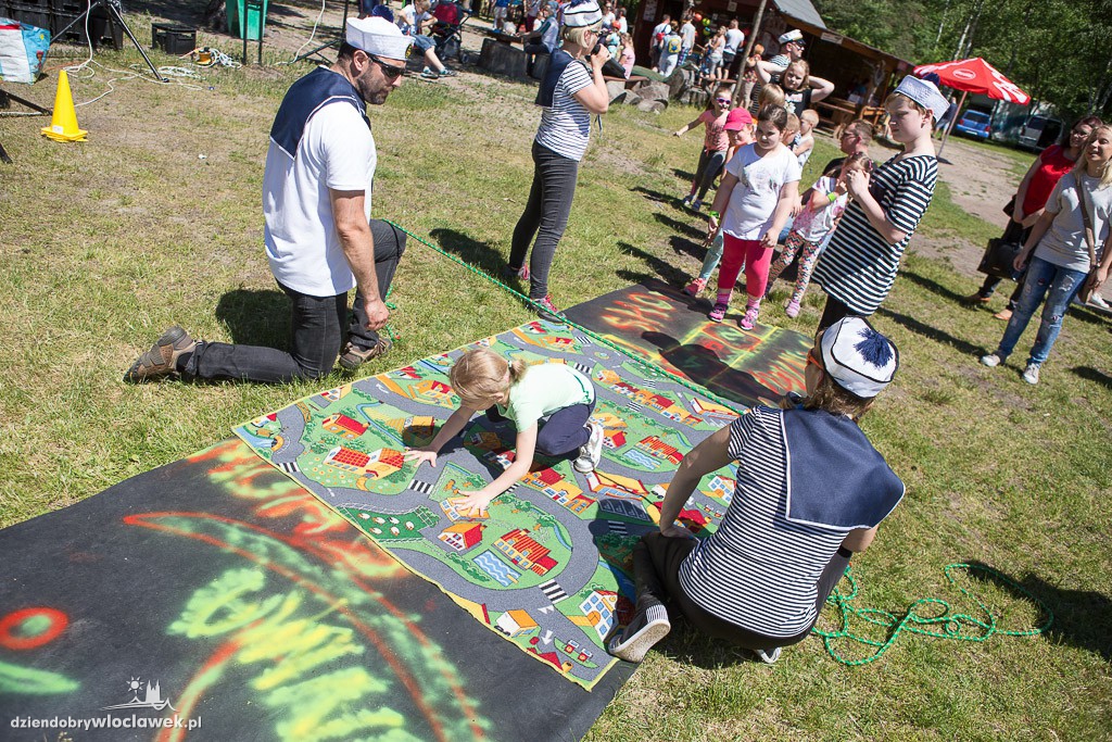 Piknik z okazji dnia mamy, taty i dziecka