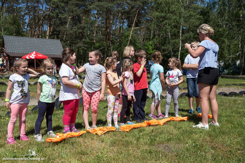 Piknik z okazji dnia mamy, taty i dziecka