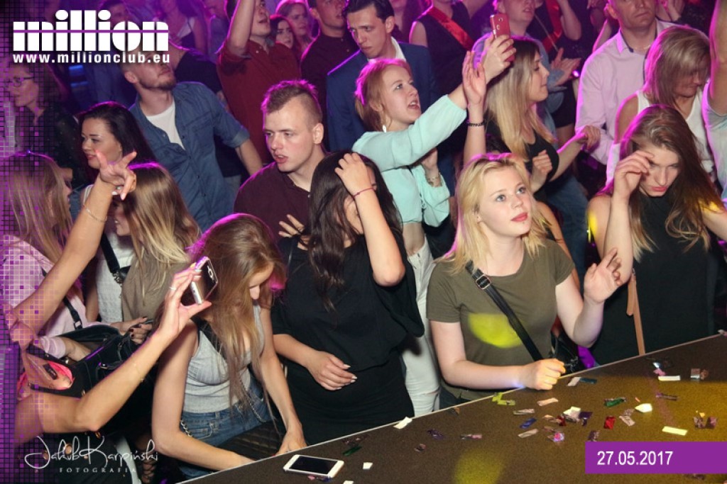 Gorąca sobotnia noc w klubie Million