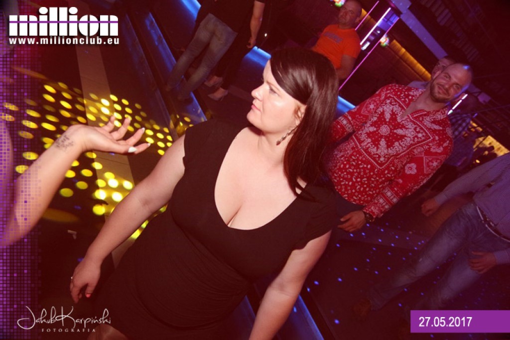 Gorąca sobotnia noc w klubie Million