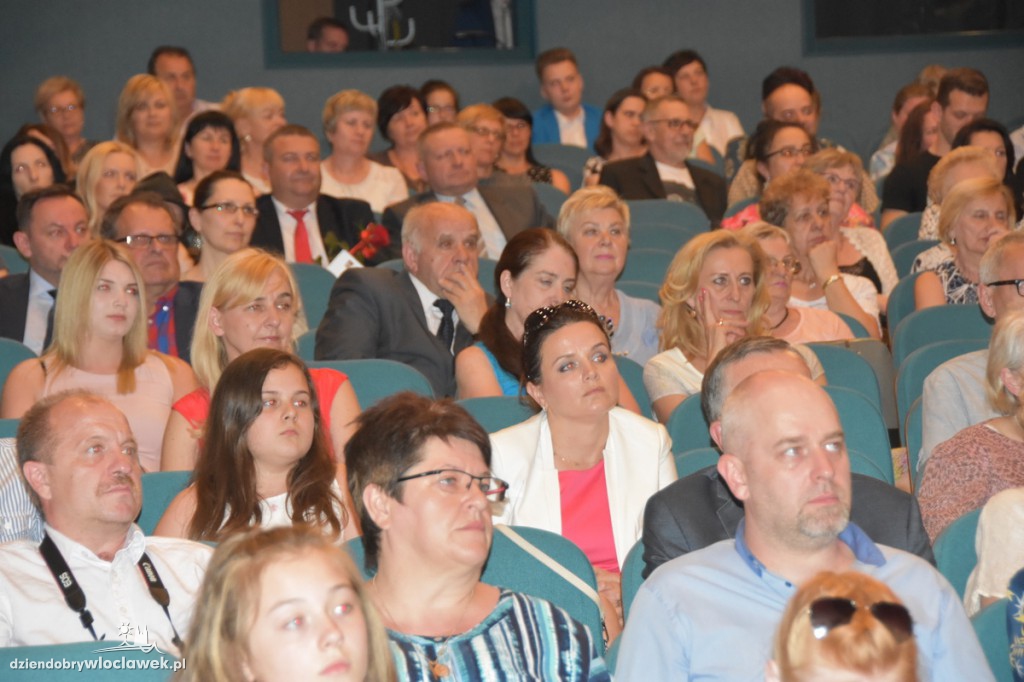 Prezydent nagrodził ludzi kultury