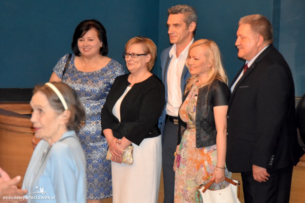 Prezydent nagrodził ludzi kultury