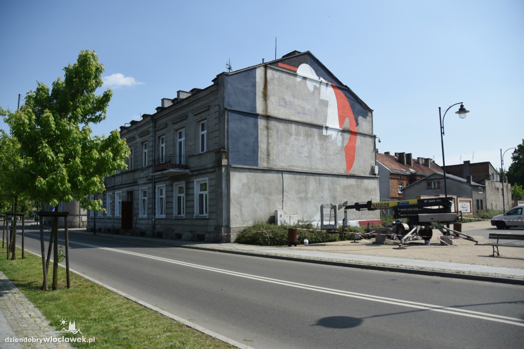Tak powstaje mural przy bulwarach
