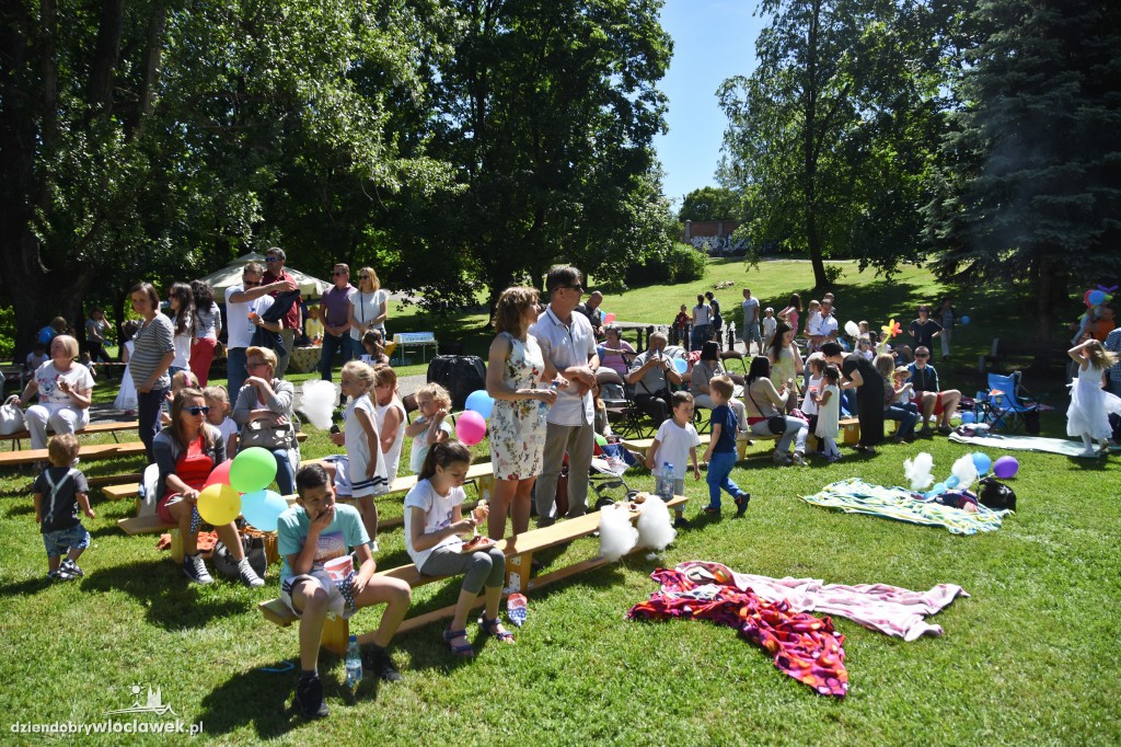 Piknik rodzinny przedszkola ZSK Długosz