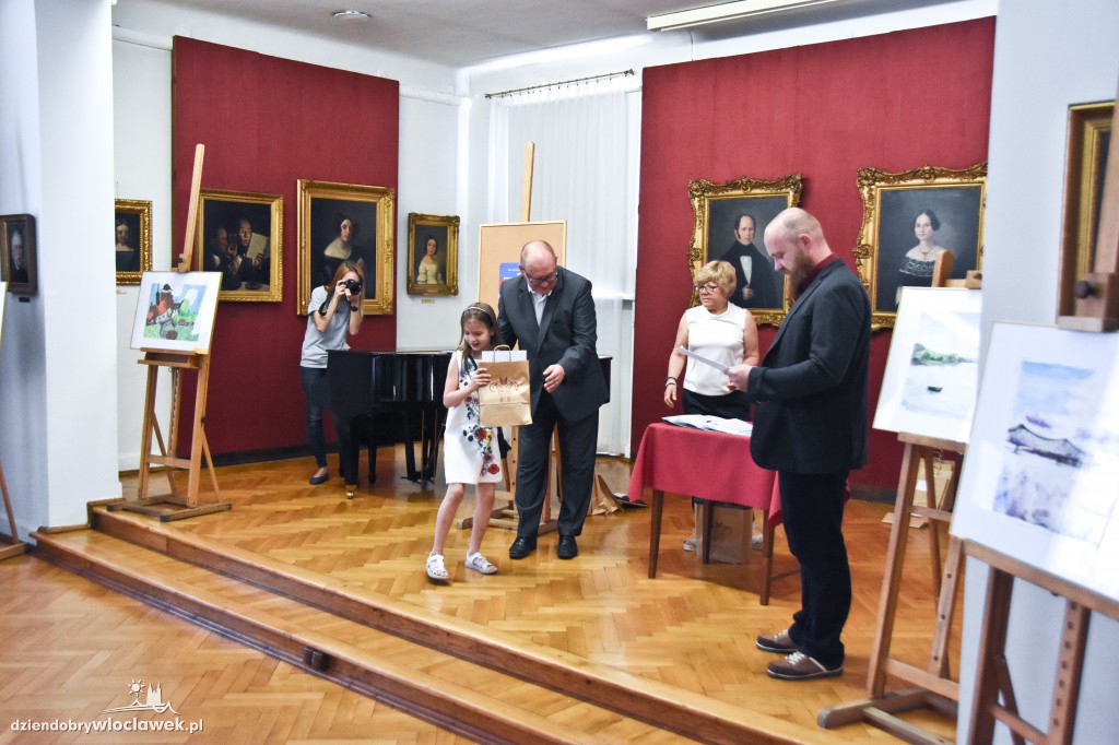 Podsumowali plener malarski nad Wisłą