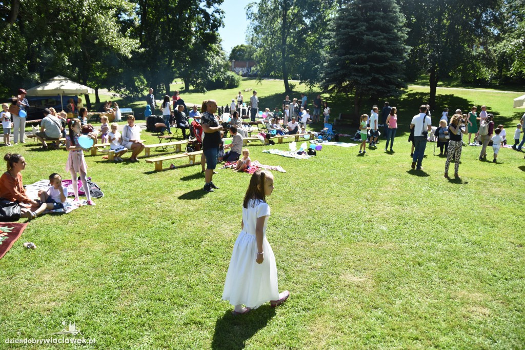 Piknik rodzinny przedszkola ZSK Długosz