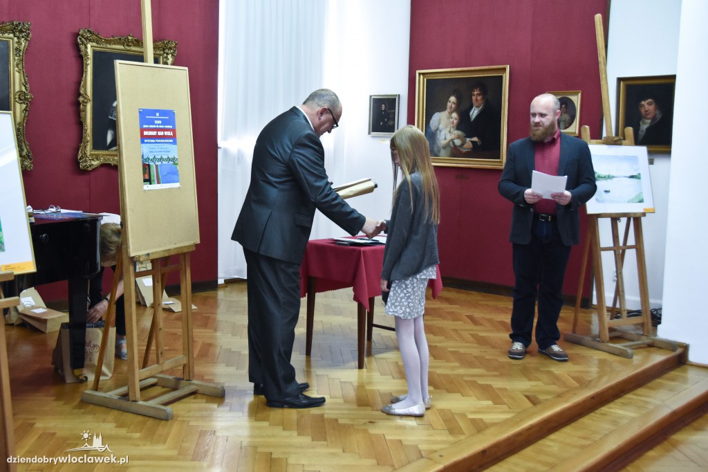 Podsumowali plener malarski nad Wisłą