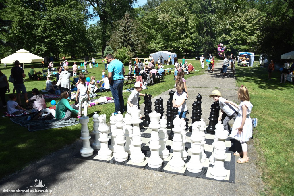Piknik rodzinny przedszkola ZSK Długosz