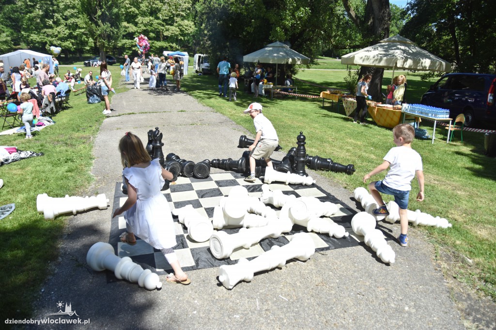 Piknik rodzinny przedszkola ZSK Długosz