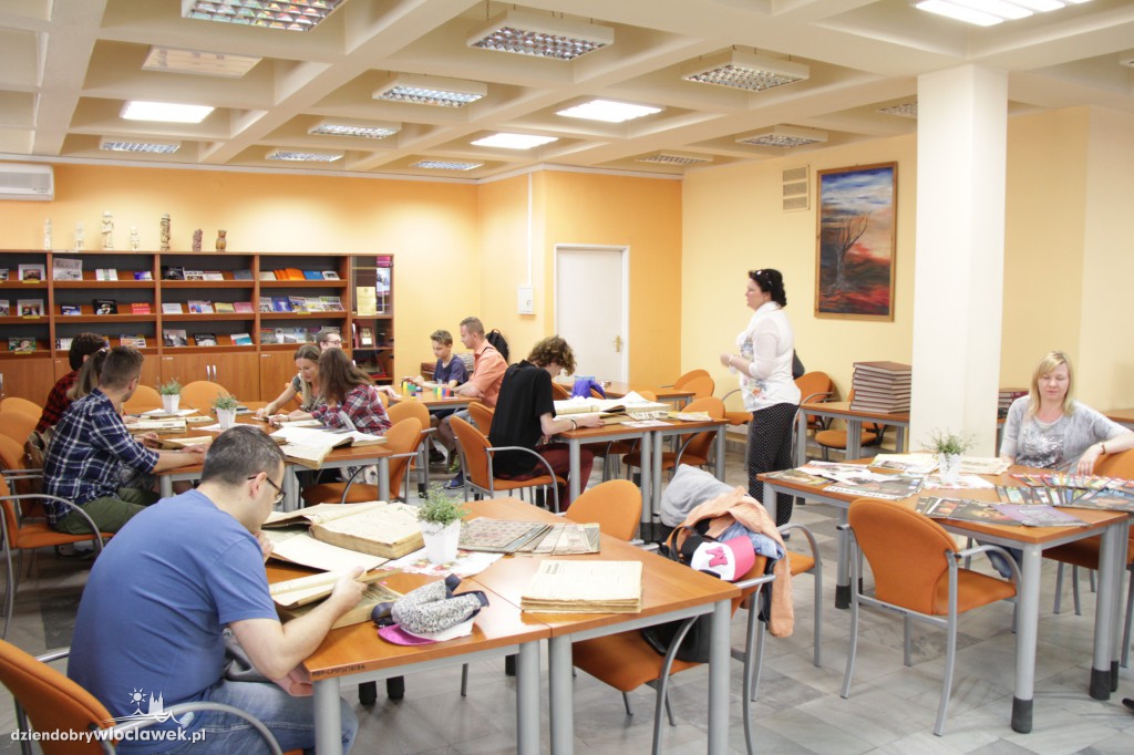 Noc Bibliotek: Czytanie porusza