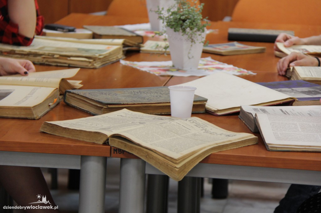 Noc Bibliotek: Czytanie porusza