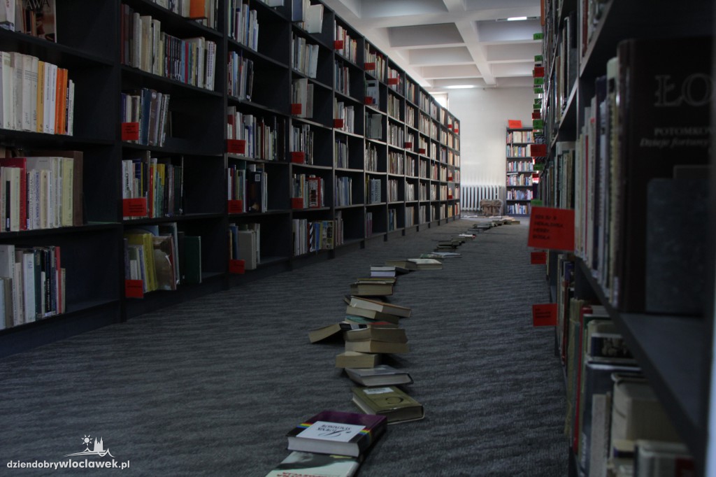 Noc Bibliotek: Czytanie porusza
