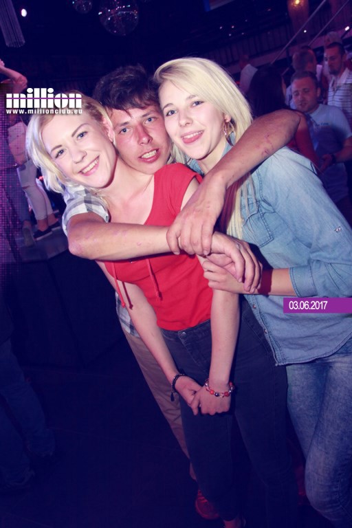 Gorąca sobotnia noc w klubie Million