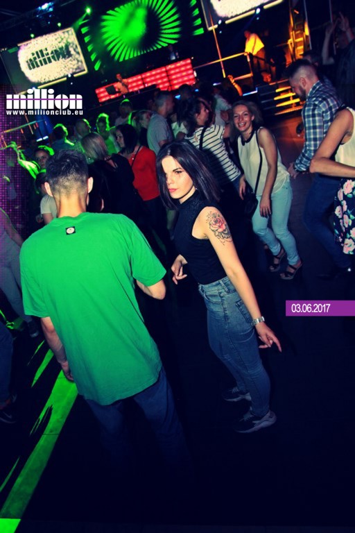Gorąca sobotnia noc w klubie Million