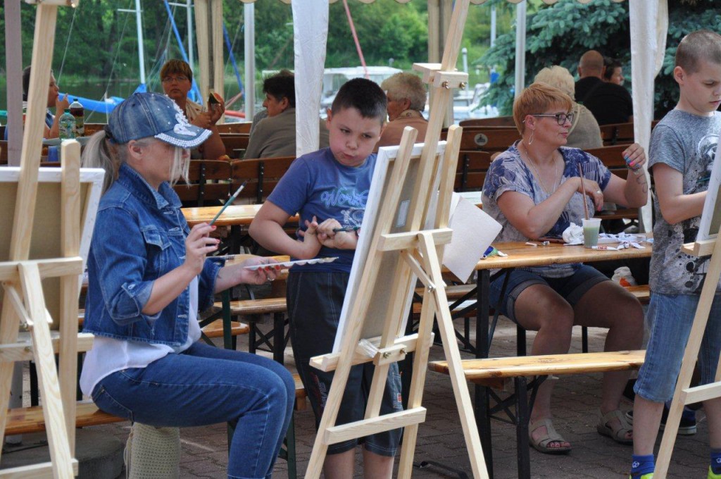 Plener malarski w Marinie Zarzeczewo