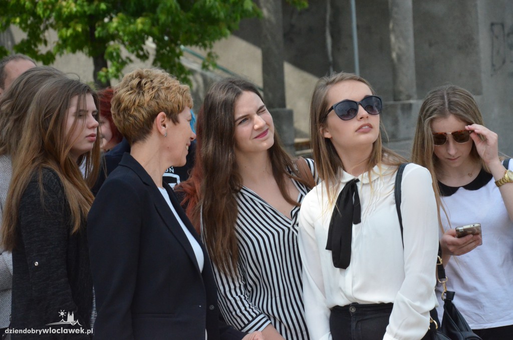 Mural na bulwarach odsłonięty