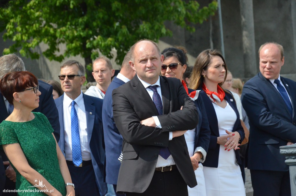 Mural na bulwarach odsłonięty