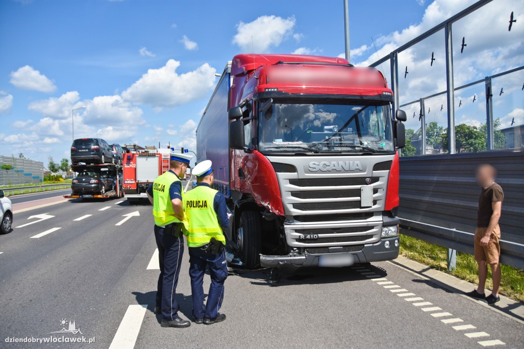Tir zderzył się z dostawczakiem na DK91