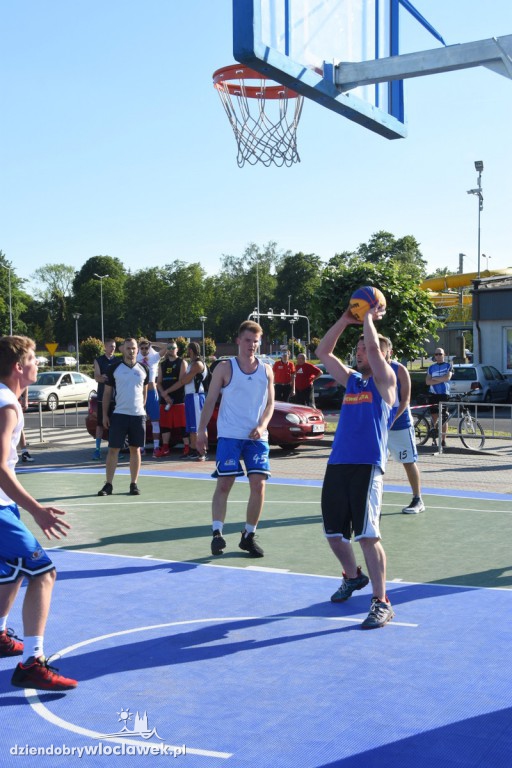  Turniej koszykówki 3x3 Basket Nocą