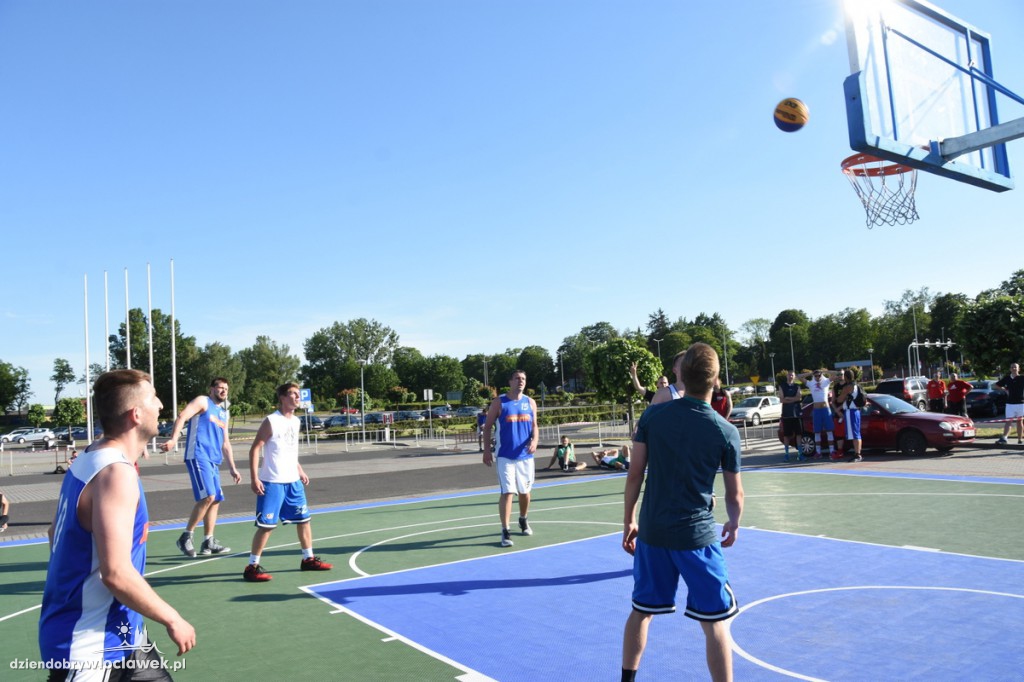  Turniej koszykówki 3x3 Basket Nocą
