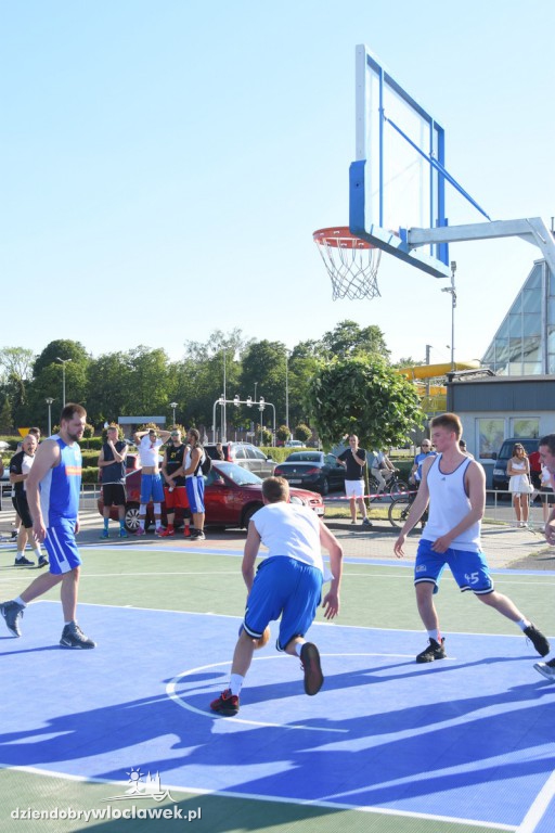  Turniej koszykówki 3x3 Basket Nocą