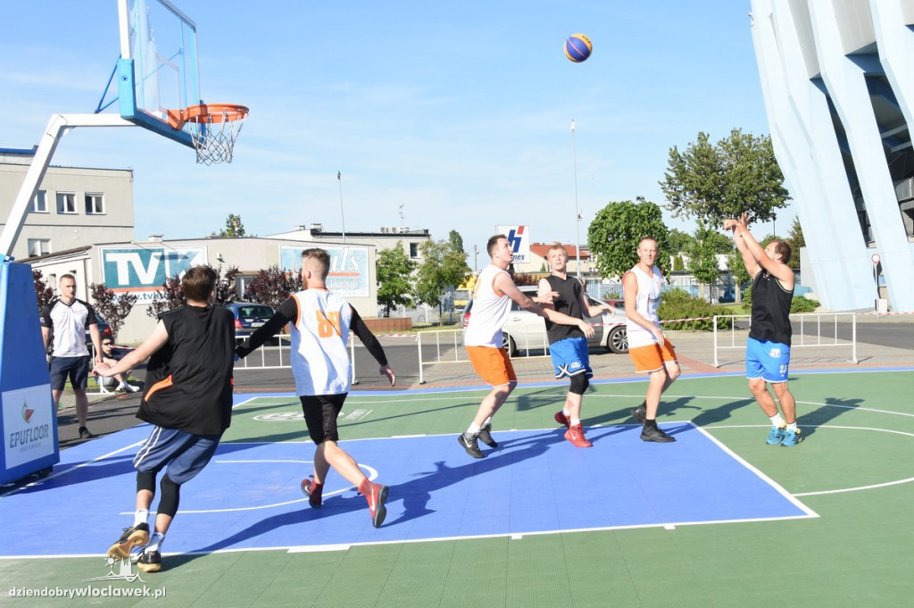  Turniej koszykówki 3x3 Basket Nocą