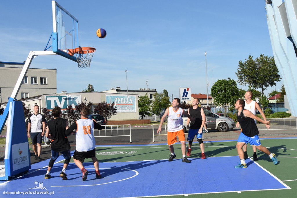  Turniej koszykówki 3x3 Basket Nocą