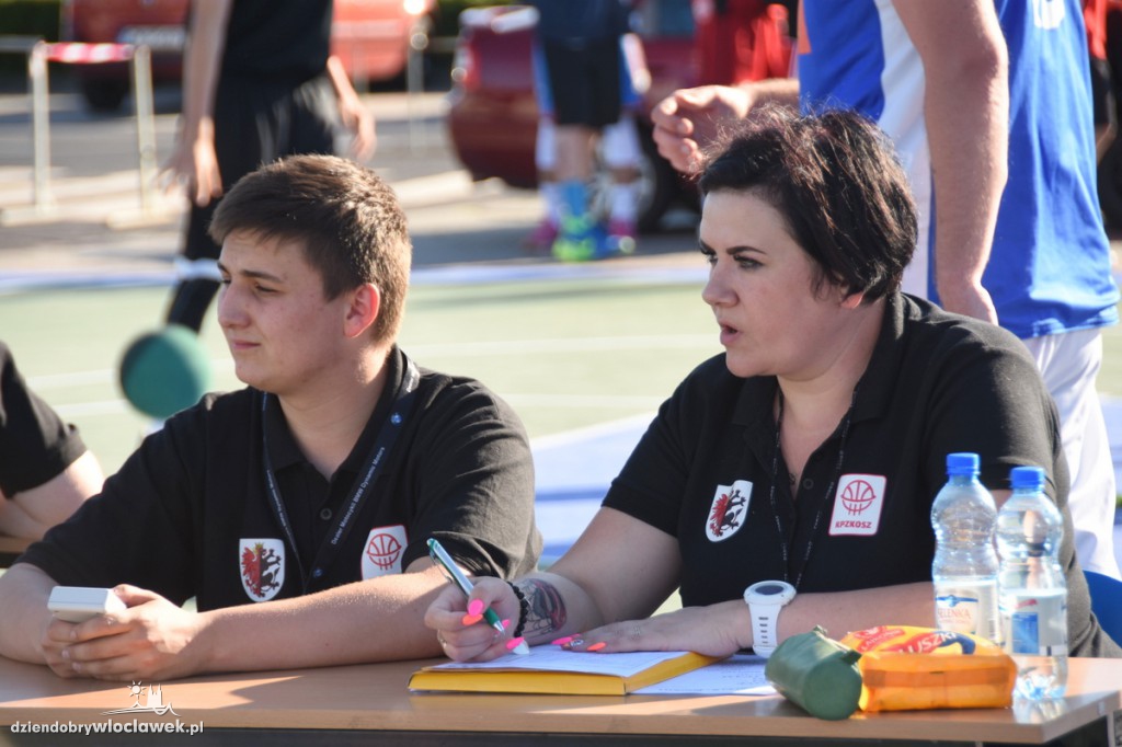 Turniej koszykówki 3x3 Basket Nocą