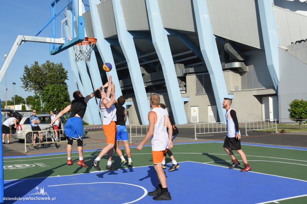  Turniej koszykówki 3x3 Basket Nocą