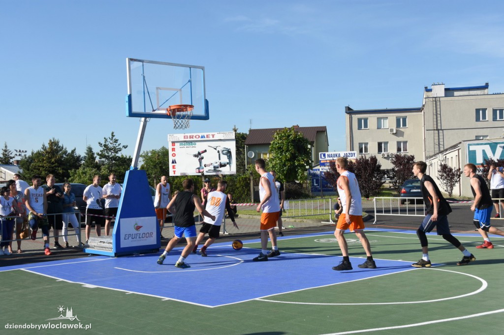  Turniej koszykówki 3x3 Basket Nocą